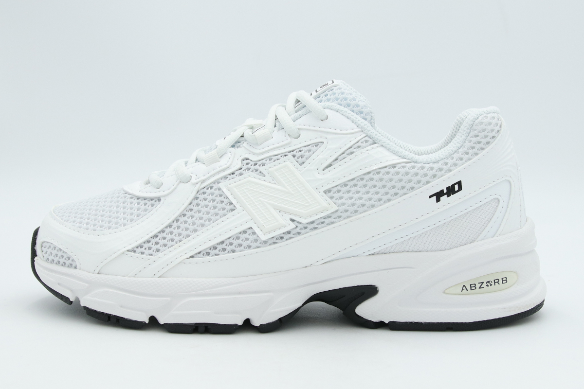 New Balance 740 λευκά σνίκερς