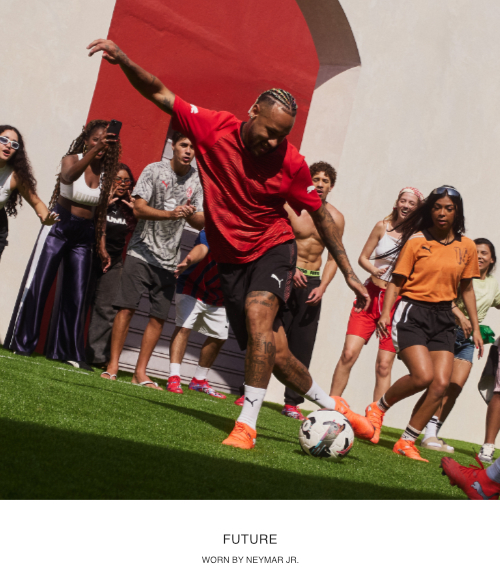 Ο Νεϊμάρ φοραει τα Puma Future 9 ποδοσφαιρικά παπούτσια