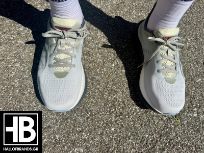 Τα αθλητικά παπούτσια για τρέξιμο Saucony Triumph 23 στην άσφαλτο
