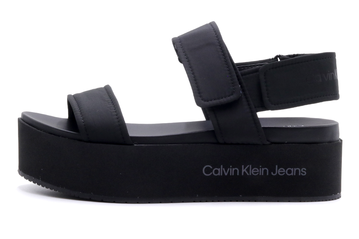 μαύρα σανδάλια με λογότυπο Calvin Klein στο πλάι