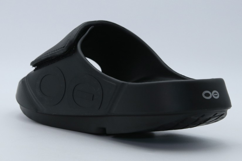 Oofos Ooahh Sport Flex Unisex Παντόφλες Μαύρες