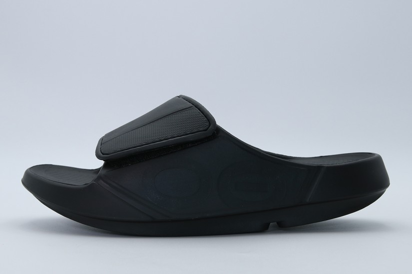 Oofos Ooahh Sport Flex Unisex Παντόφλες Μαύρες