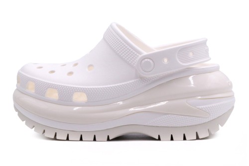 Crocs Mega Crush Clog (207988-100)