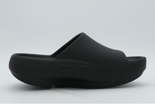 Oofos Ooahh Plus Παντόφλες (2200 BLACK)