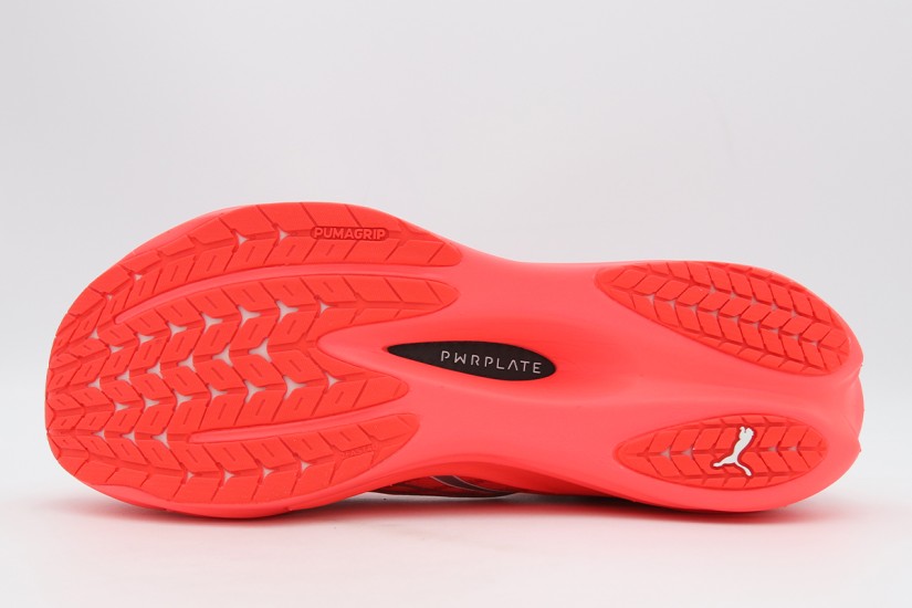 Puma Deviate Nitro 4 Ανδρικά Αθλητικά Παπούτσια για Τρέξιμο Κόκκινα, Ασημί