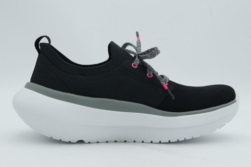 Oofos Oomy Stride Γυναικεία Παπούτσια Αποκατάστασης Μαύρα, Λευκά