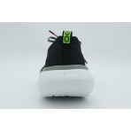 Oofos Oomy Stride Γυναικεία Παπούτσια Αποκατάστασης Μαύρα, Λευκά
