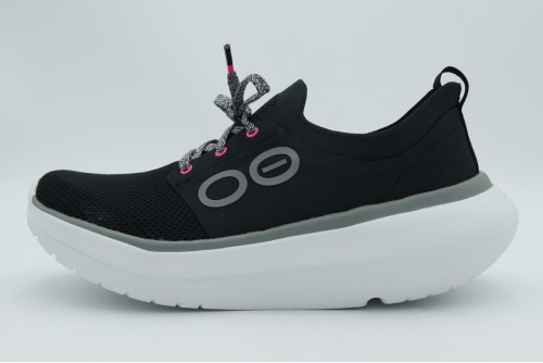 Oofos Oomy Stride Sneakers (5077 WHITE BLACK)