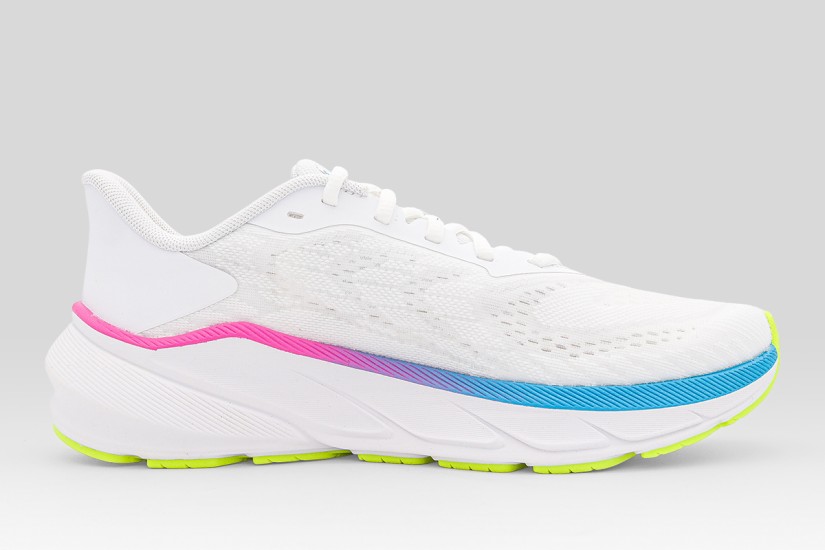 Under Armour Turbulence 3 Αθλητικά Παπούτσια για Τρέξιμο Λευκά, Φούξια, Ρουά