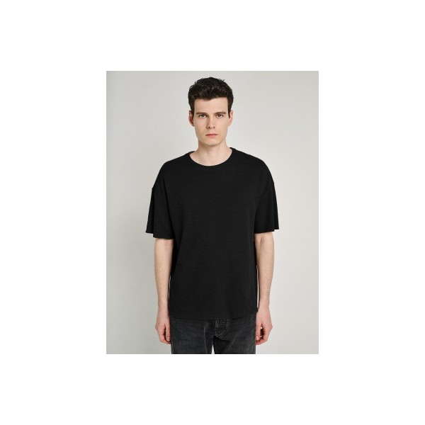 Staff Ανδρικό Μπλουζάκι  Χαλαρή Εφαρμογή Κοντο Μανίκι Μαυρο 64-02 (64-025.055 BLACK)