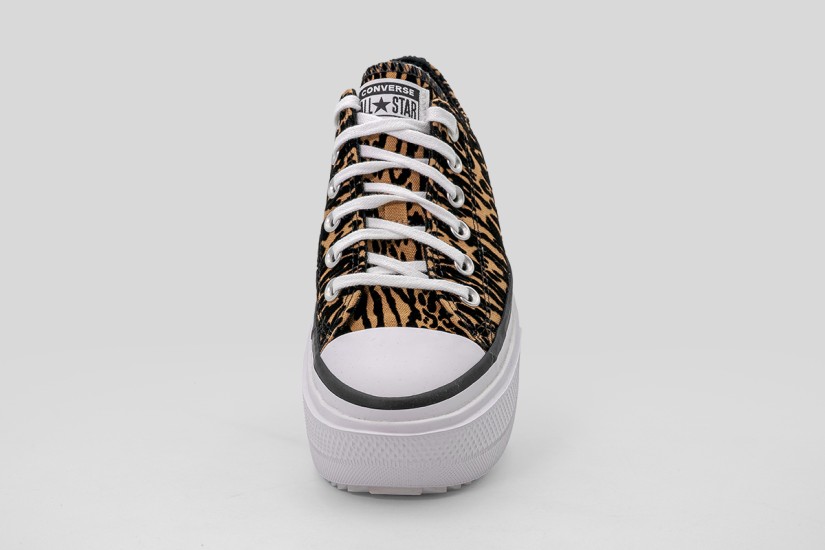 Converse Chuck Taylor All Star Lift Leopard Sneakers