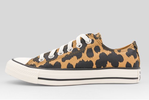 Converse Chuck Taylor All Star Cow Print Sneakers (A17920C)