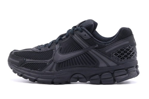 Nike Zoom Vomero 5 Sneakers (BV1358 003)