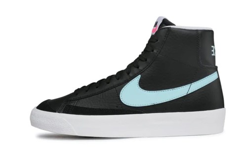 Nike Blazer Mid 77  Sneakers (DA4086 001)