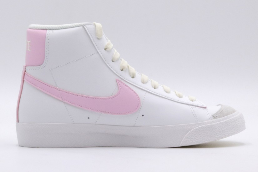 Nike Blazer Mid 77 Gs Sneakers (DA4086 106)