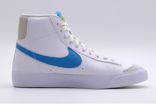 Nike Blazer Mid 77 Gs Sneakers (DA4086 107)