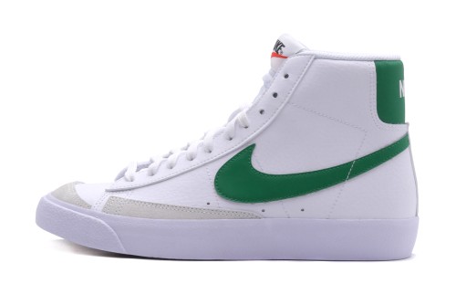 Nike Blazer Mid 77 Gs Sneakers (DA4086 115)