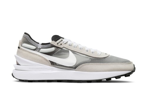 Nike Waffle One Sneakers (DC2533 102)