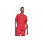 Nike Ανδρικό Κοντομάνικο T-Shirt Κόκκινο (DC5094 657)