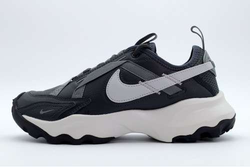 Nike W Tc 7900 Sneakers (DD9682 001)