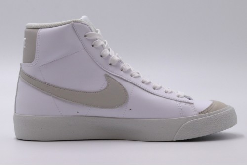 Nike Blazer Mid 77 Se Gs Sneaker (DM1000 100)
