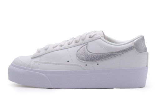 Nike Blazer Low Plarform Ess Sneakers (DQ7571 101)