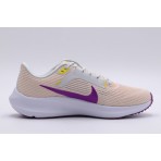 Δες τα ροζ, μωβ και λευκά Nike Air Zoom Pegasus 40 Γυναικεία Sneakers. Κάνε τη διαφορά με αυτά τα παπούτσια για να έχεις μια ξεχωριστή εμπειρία τρεξίματος.