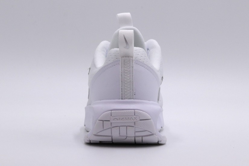 Nike Air Max Intrlk Lite Sneakers (DV5695 100)