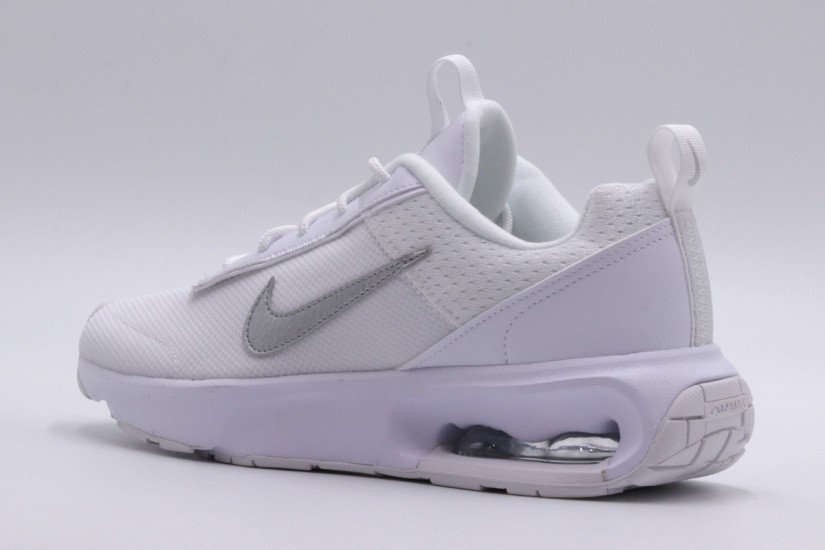 Nike Air Max Intrlk Lite Sneakers (DV5695 100)