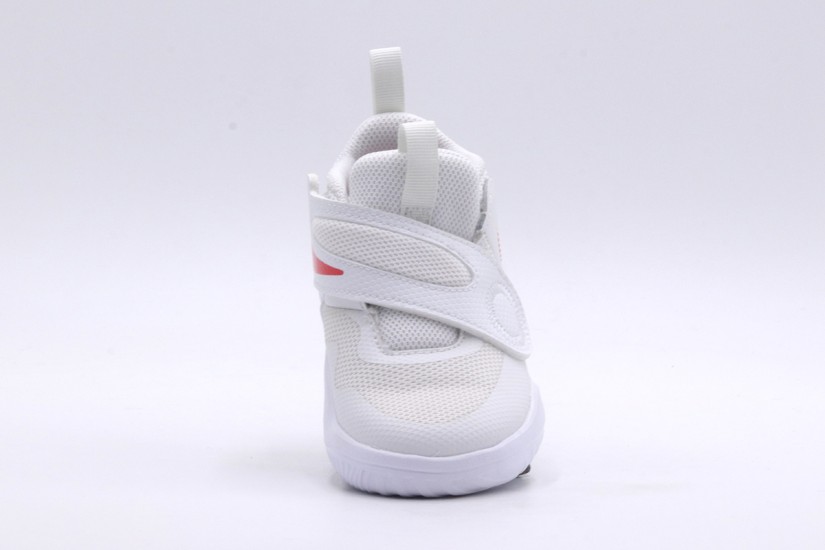 Nike Team Hustle D 11 Βρεφικά Sneakers Λευκά