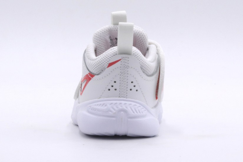 Nike Team Hustle D 11 Βρεφικά Sneakers Λευκά