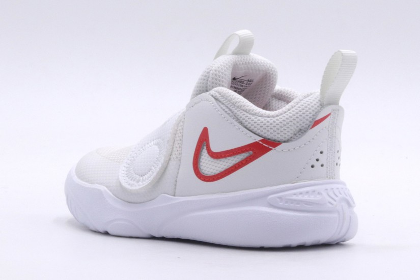 Nike Team Hustle D 11 Βρεφικά Sneakers Λευκά
