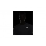 Nike Dri-FIT UV Miler Ανδρικό Κοντομάνικο Αθλητικό T-Shirt Λευκό
