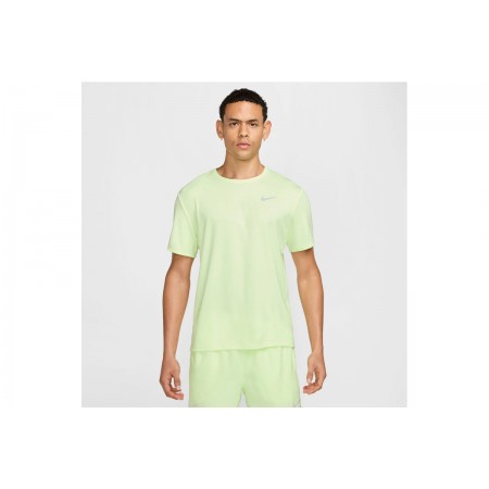 Nike Dri-FIT UV Miler Ανδρικό Κοντομάνικο Αθλητικό T-Shirt Λαχανί