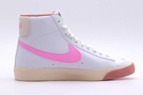 Nike Blazer Mid 77 Gs Sneakers (DZ2900 100)