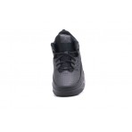 Jordan Max Aura 5 Παιδικά Sneakers Μαύρα