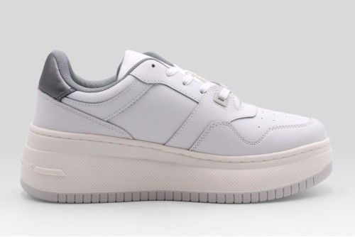 Tommy Jeans Retro Basket Flatform Metal Sneakers (EN0EN02607 YBL)