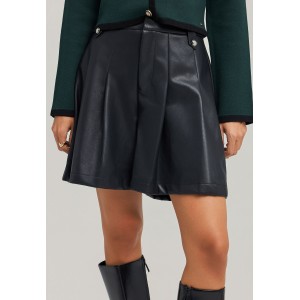 Funky Buddha Γυναικεία Βερμούδα (FBL012-102-03-BLACK)