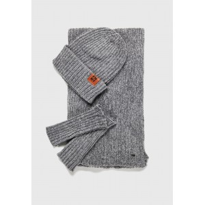 Funky Buddha Σετ Κασκόλ Γάντια Σκούφος (FBL012-106-10-GREY)