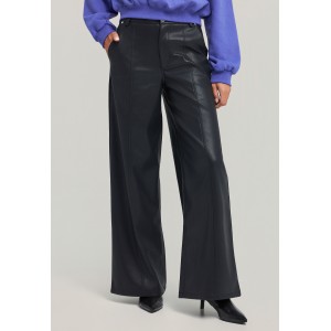 Funky Buddha Eco Leather Pu Παντελόνι Casual Γυναικείο (FBL012-129-02-BLACK)