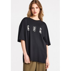 Funky Buddha Relaxed Fit With Print T-Shirt Γυναικείο (FBL013-126-04-BLACK)