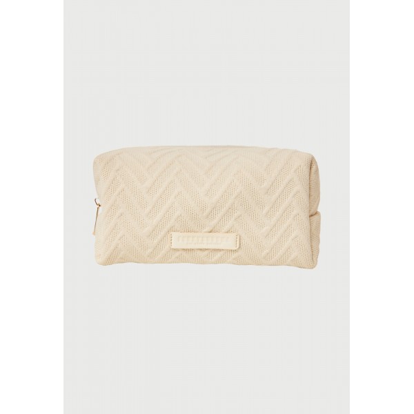 Funky Buddha Τσάντα Ώμου - Χειρός (FBL013-131-10-OFF-WHITE)