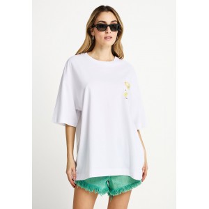 Funky Buddha Print On The Back T-Shirt Γυναικείο (FBL013-156-04-WHITE)