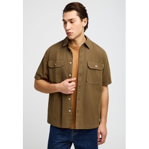 Funky Buddha Print On The Back Πουκάμισο Κοντομάνικο Ανδρικό (FBM013-021-05-DUSTY-OLIVE)