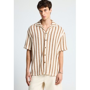 Funky Buddha Striped Πουκάμισο Κοντομάνικο Ανδρικό (FBM013-022-05-CLOUD-CREAM)