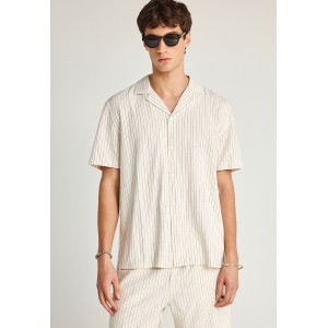 Funky Buddha Ανδρικό Πουκάμισο Με Κοντό Μανίκι (FBM013-058-05-WHITE)