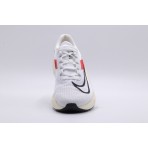 Δες τα πολύχρωμα Nike Zoom Fly 5 Ανδρικά Sneakers. Κάνε τη διαφορά με αυτά τα παπούτσια για να έχεις μια ξεχωριστή εμπειρία τρεξίματος και στυλ .