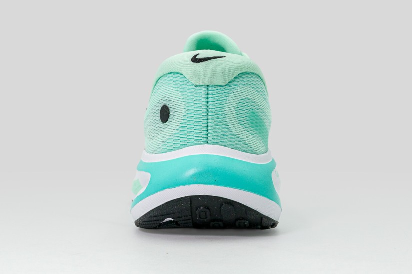 Nike Journey Run Αθλητικά Παπούτσια για Τρέξιμο Μέντα, Λευκά, Μαύρα