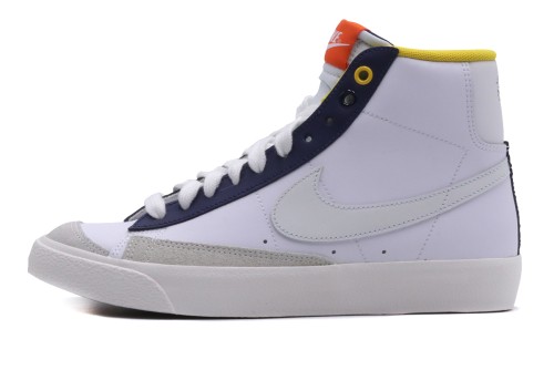 Nike Blazer Mid 77 Bg Sneakers (FN6966 100)