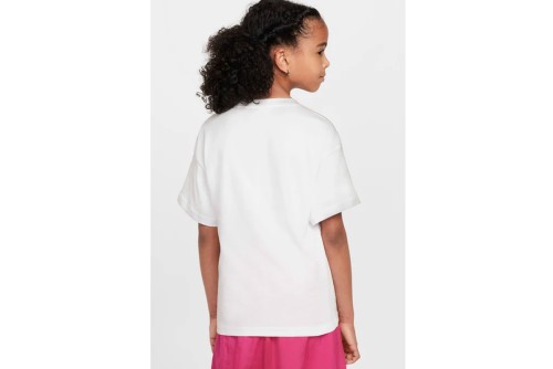 Nike Sportswear Essential T-Shirt (FZ5539 100)